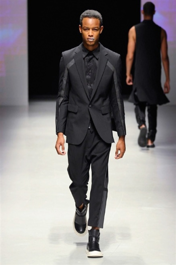 Fotoservizio/SS 2015/MEN/D.GNAK/DP1/6