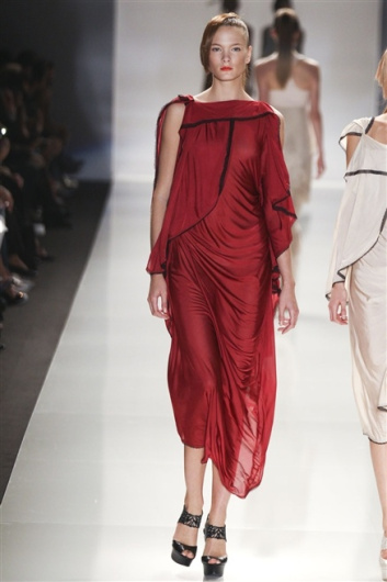 Fotoservizio/SS 2012/WOMEN/BYBLOS/30