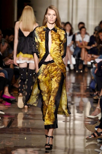 Fotoservizio/SS 2015/WOMEN/ANDREA INCONTRI/DP1/31