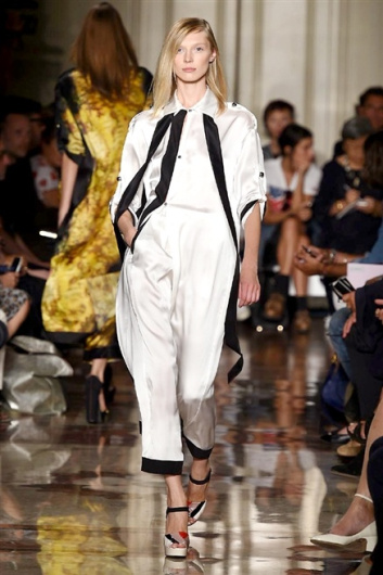 Fotoservizio/SS 2015/WOMEN/ANDREA INCONTRI/DP1/32