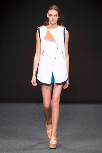 Fotoservizio/SS 2015/WOMEN/BYBLOS MILANO/DP1/3
