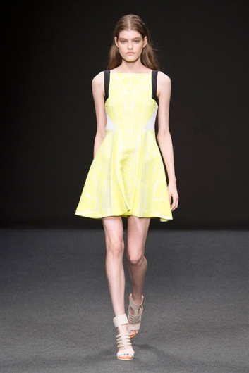 Fotoservizio/SS 2015/WOMEN/BYBLOS MILANO/DP1/16