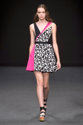 Fotoservizio/SS 2015/WOMEN/BYBLOS MILANO/DP1/22