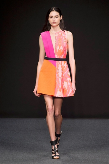 Fotoservizio/SS 2015/WOMEN/BYBLOS MILANO/DP1/24
