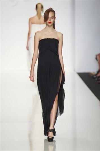 Fotoservizio/SS 2012/WOMEN/BYBLOS/37