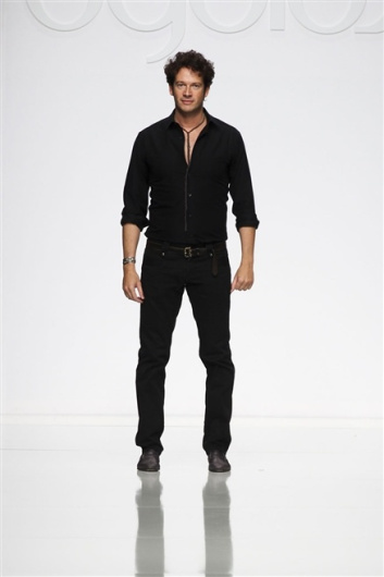 Fotoservizio/SS 2012/WOMEN/BYBLOS/39