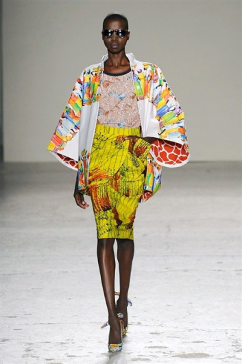 Fotoservizio/SS 2015/WOMEN/STELLA JEAN/DP1/9