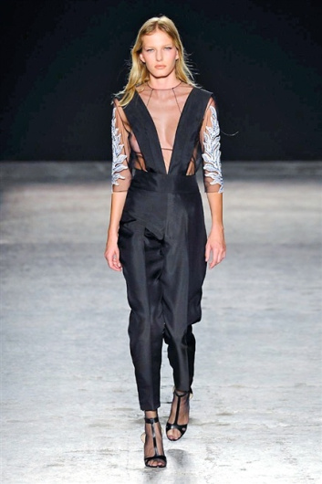 Fotoservizio/SS 2015/WOMEN/FRANCESCO SCOGNAMIGLIO/DP1/26