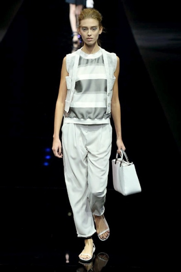 Fotoservizio/SS 2015/WOMEN/EMPORIO ARMANI/DP1/14