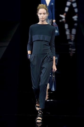 Fotoservizio/SS 2015/WOMEN/EMPORIO ARMANI/DP1/17