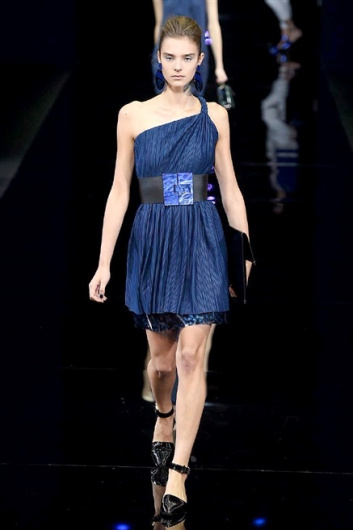 Fotoservizio/SS 2015/WOMEN/EMPORIO ARMANI/DP1/30