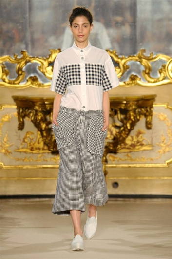 Fotoservizio/SS 2015/WOMEN/CRISTIANO BURANI/DP1/1