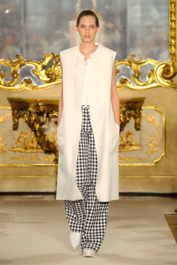 Fotoservizio/SS 2015/WOMEN/CRISTIANO BURANI/DP1/4