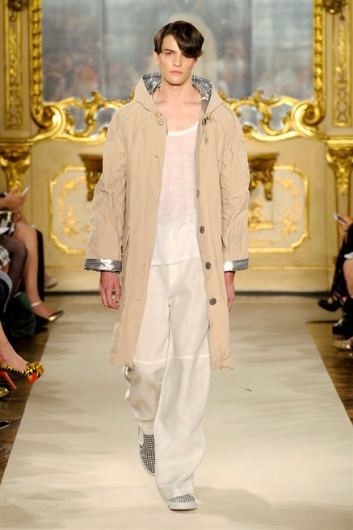Fotoservizio/SS 2015/WOMEN/CRISTIANO BURANI/DP1/19