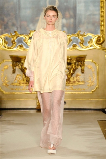 Fotoservizio/SS 2015/WOMEN/CRISTIANO BURANI/DP1/25
