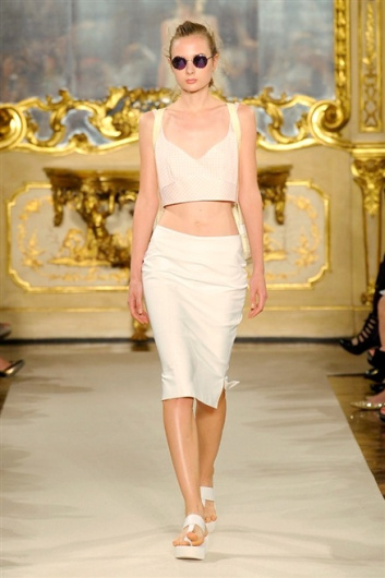 Fotoservizio/SS 2015/WOMEN/CRISTIANO BURANI/DP1/26