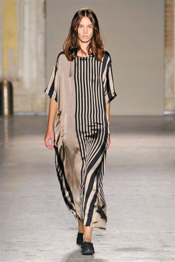 Fotoservizio/SS 2015/WOMEN/UMA WANG/DP1/15