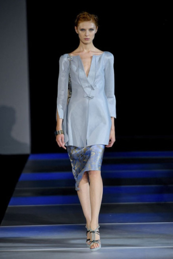 Fotoservizio/SS 2012/WOMEN/GIORGIO ARMANI/8