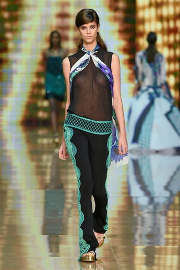 Fotoservizio/SS 2015/WOMEN/JUST CAVALLI/DP1/2