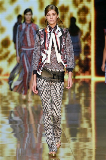Fotoservizio/SS 2015/WOMEN/JUST CAVALLI/DP1/21
