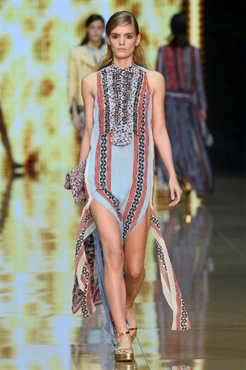 Fotoservizio/SS 2015/WOMEN/JUST CAVALLI/DP1/25