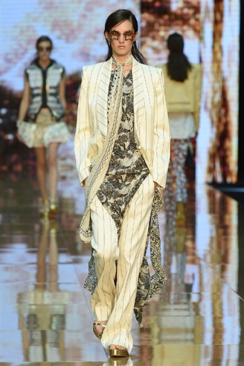Fotoservizio/SS 2015/WOMEN/JUST CAVALLI/DP1/28