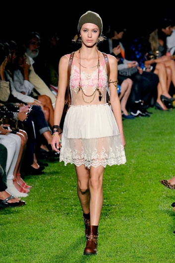 Fotoservizio/SS 2015/WOMEN/BLUGIRL/DP1/13