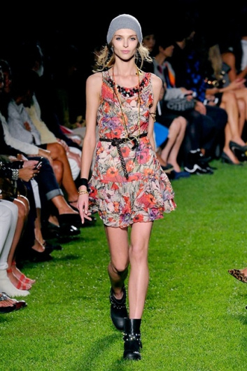 Fotoservizio/SS 2015/WOMEN/BLUGIRL/DP1/19