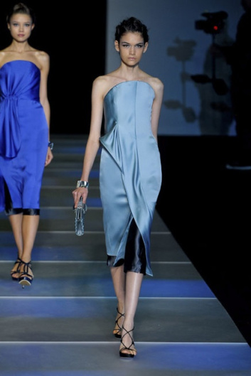 Fotoservizio/SS 2012/WOMEN/GIORGIO ARMANI/31