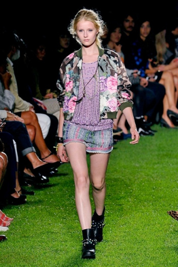 Fotoservizio/SS 2015/WOMEN/BLUGIRL/DP1/25