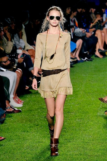 Fotoservizio/SS 2015/WOMEN/BLUGIRL/DP1/33