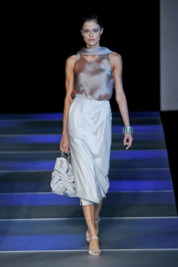 Fotoservizio/SS 2012/WOMEN/GIORGIO ARMANI/38