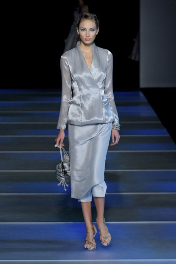 Fotoservizio/SS 2012/WOMEN/GIORGIO ARMANI/41