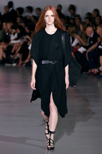 Fotoservizio/SS 2015/WOMEN/COSTUME NATIONAL/DP1/11
