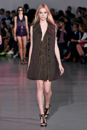 Fotoservizio/SS 2015/WOMEN/COSTUME NATIONAL/DP1/17
