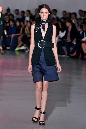 Fotoservizio/SS 2015/WOMEN/COSTUME NATIONAL/DP1/24