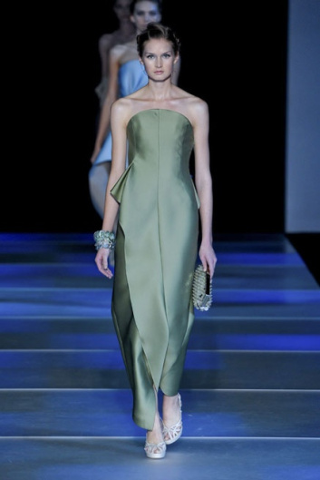 Fotoservizio/SS 2012/WOMEN/GIORGIO ARMANI/49