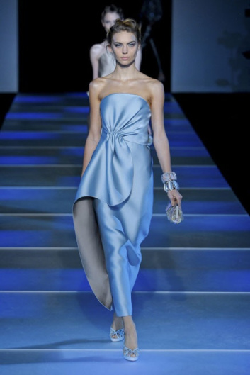 Fotoservizio/SS 2012/WOMEN/GIORGIO ARMANI/50