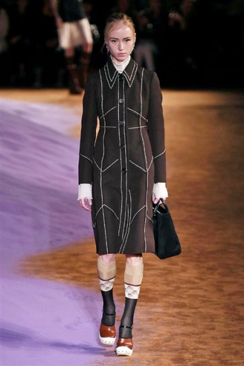 Fotoservizio/SS 2015/WOMEN/PRADA/DP1/2