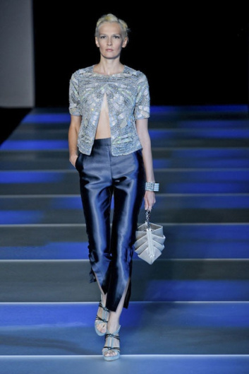 Fotoservizio/SS 2012/WOMEN/GIORGIO ARMANI/54