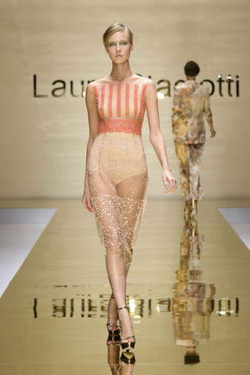 Fotoservizio/SS 2012/WOMEN/LAURA BIAGIOTTI/2
