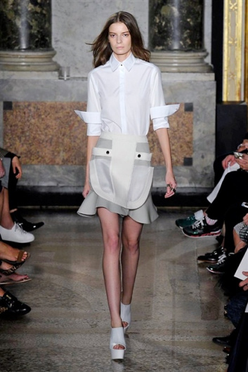 Fotoservizio/SS 2015/WOMEN/PORTS 1961/DP1/10