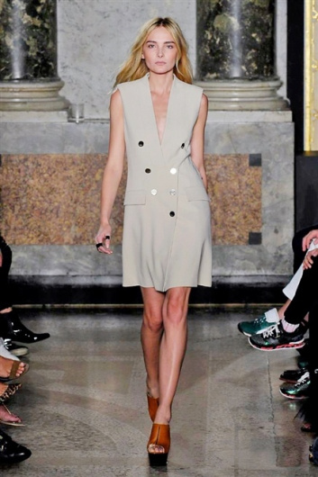 Fotoservizio/SS 2015/WOMEN/PORTS 1961/DP1/18