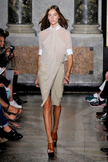 Fotoservizio/SS 2015/WOMEN/PORTS 1961/DP1/22