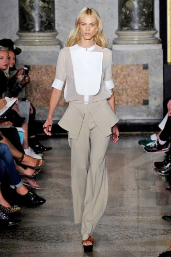 Fotoservizio/SS 2015/WOMEN/PORTS 1961/DP1/24