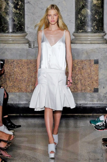 Fotoservizio/SS 2015/WOMEN/PORTS 1961/DP1/25