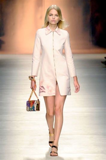 Fotoservizio/SS 2015/WOMEN/BLUMARINE/DP1/9