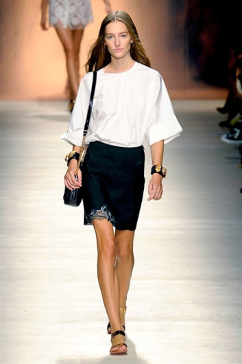 Fotoservizio/SS 2015/WOMEN/BLUMARINE/DP1/14