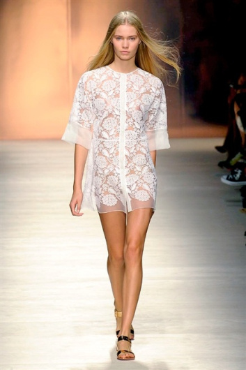 Fotoservizio/SS 2015/WOMEN/BLUMARINE/DP1/15