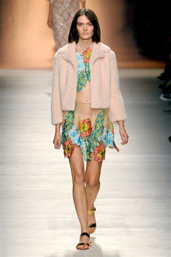 Fotoservizio/SS 2015/WOMEN/BLUMARINE/DP1/29